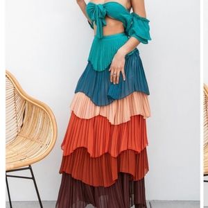 Multi Colored Pleated Tiered Skirt Set